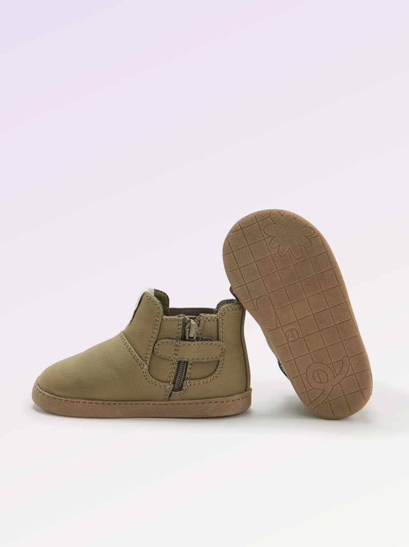 Stivaletti in similpelle con inserto elastico Kaki - Kiabi