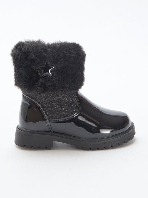 Stivaletti verniciati effetto peluche - Kiabi