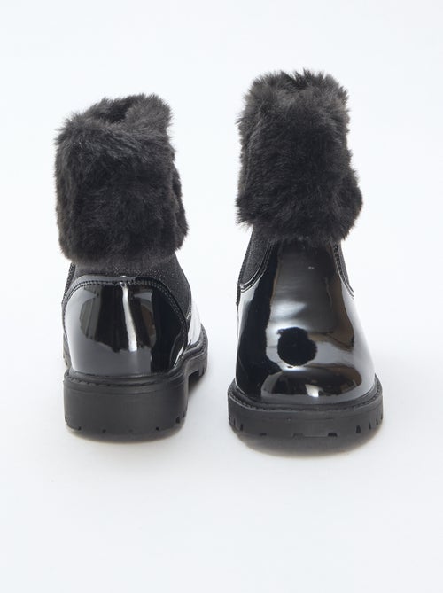 Stivaletti verniciati effetto peluche - Kiabi