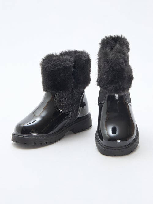 Stivaletti verniciati effetto peluche - Kiabi