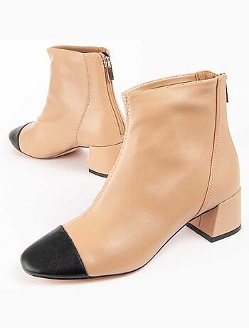 Stivaletto Con Tacco Materiale Sintetico Montevita