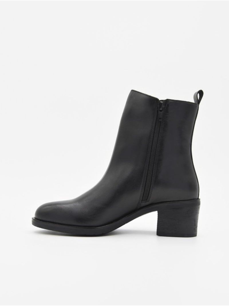Stivaletto Con Tacco Pelle Naturale Purapiel Nero - Kiabi