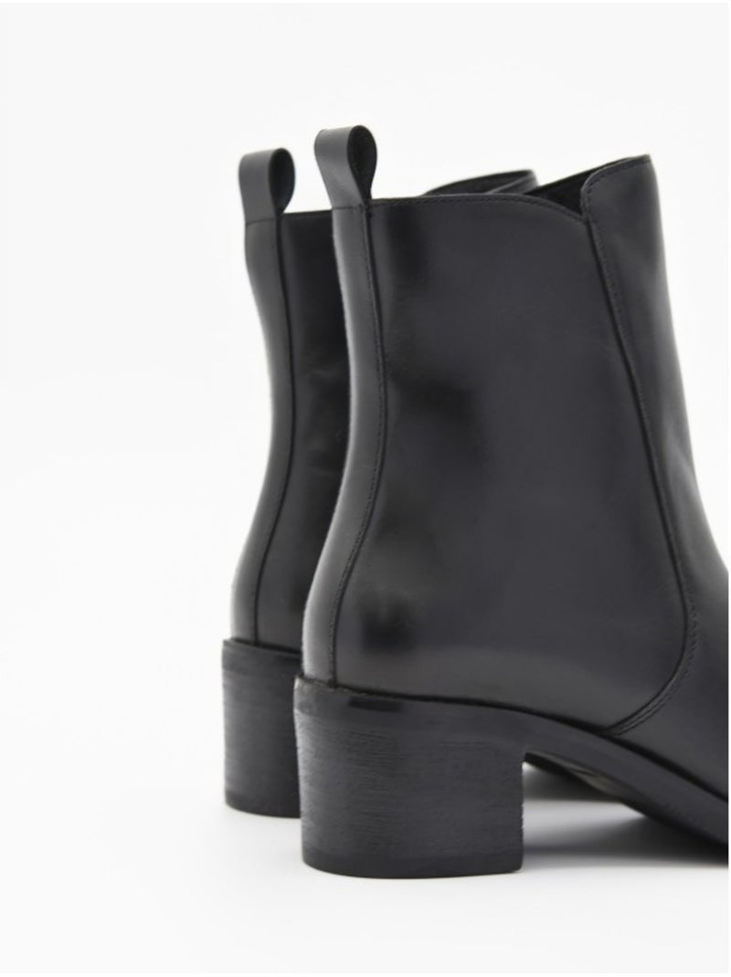 Stivaletto Con Tacco Pelle Naturale Purapiel Nero - Kiabi