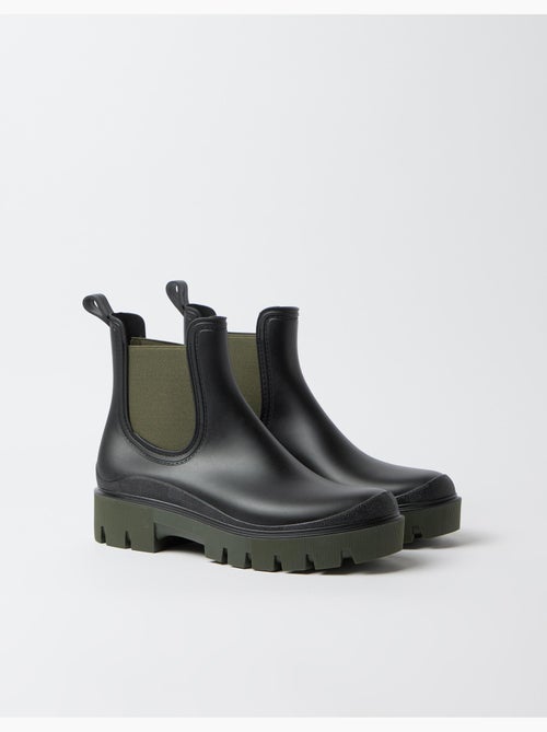 Stivali a contrasto, mo fashion - Kiabi