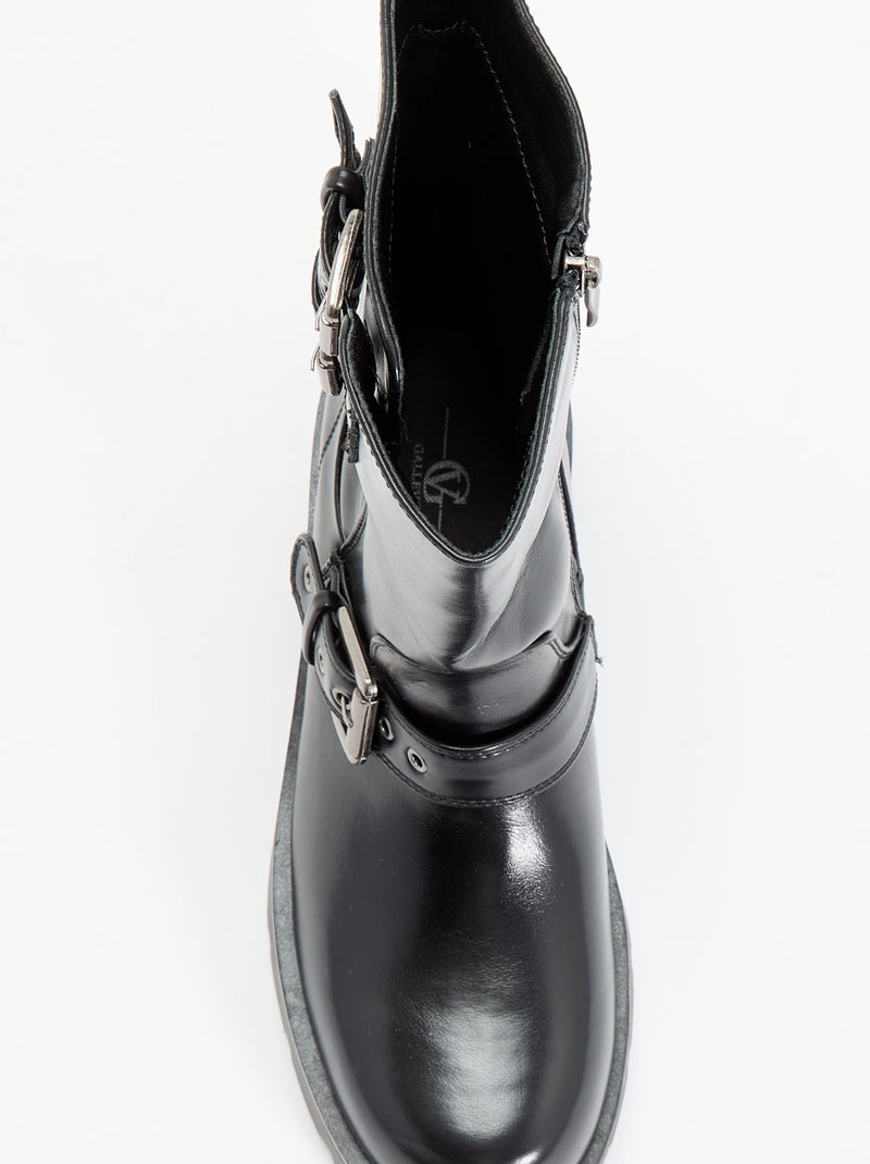 Stivali alti in similpelle con cinturino decorativo Nero - Kiabi