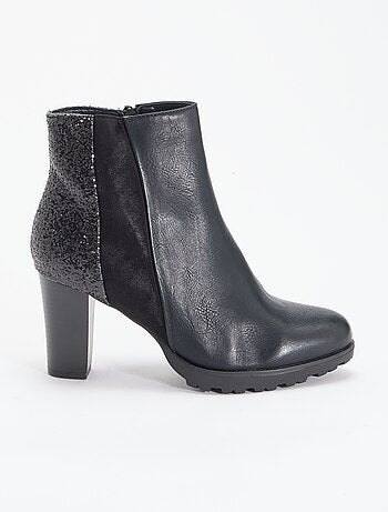Stivali con tacco alto e paillettes