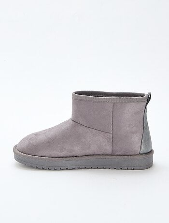 Stivali in simil suede