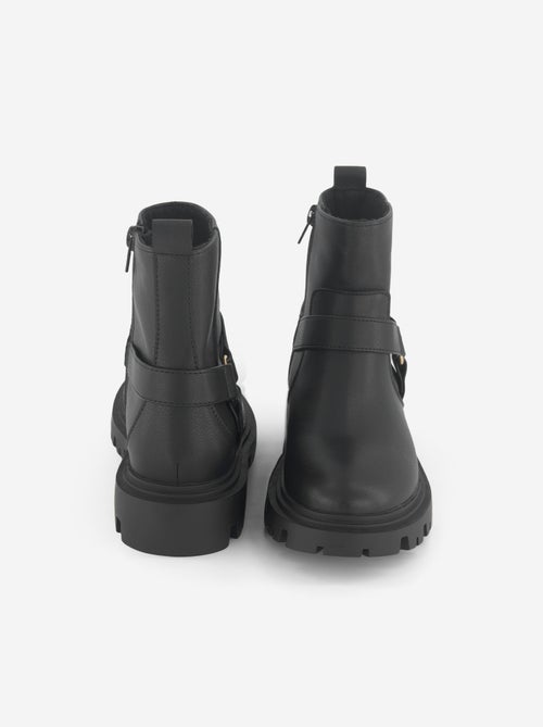 Stivali in similpelle con cinturini fantasia - Kiabi