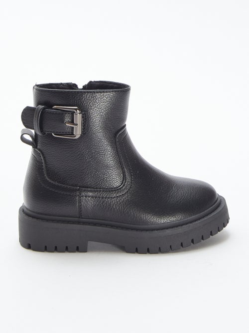 Stivali in similpelle testurizzata con fibbia metallica fantasia - Kiabi