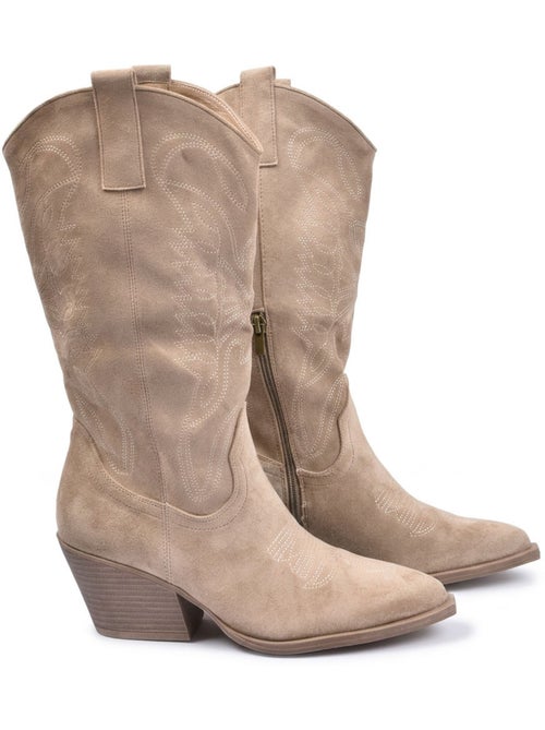 Stivali Santiag Donna Alta Gamba Scamosciato Tacco Blocco 6 cm Punta Affusolata OZABI - Kiabi Stivali Santiag Donna Alta Gamba Scamosciato Tacco Blocco 6 cm Punta Affusolata OZABI - Kiabi
