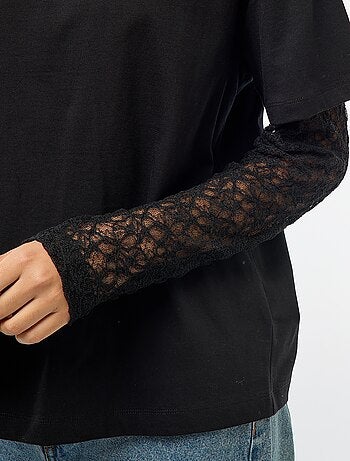 T-shirt 2-in-1 con maniche in pizzo