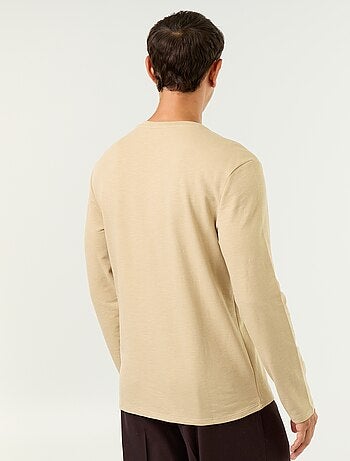 T-shirt a collo tunisino a maniche lunghe