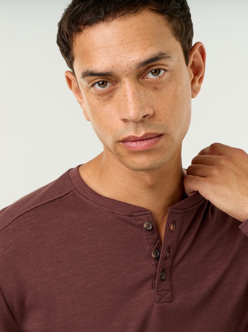 T-shirt a collo tunisino a maniche lunghe - Kiabi T-shirt a collo tunisino a maniche lunghe - Kiabi