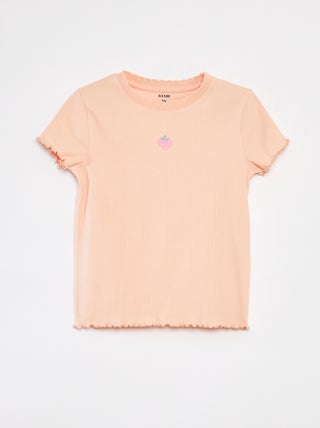 T-shirt a coste a maniche corte con bordi smerlati