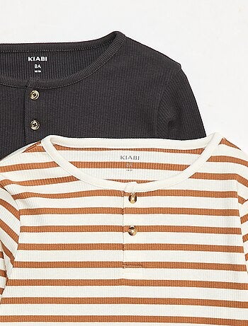 T-shirt a coste a maniche lunghe con collo alla tunisina