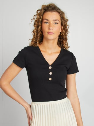 T-shirt a coste con bottoni fantasia