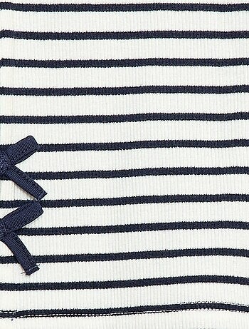 T-shirt a coste con righe