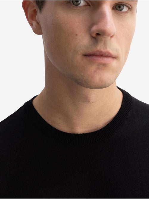 T-shirt a coste tinta unita con girocollo giesto - Kiabi T-shirt a coste tinta unita con girocollo giesto - Kiabi
