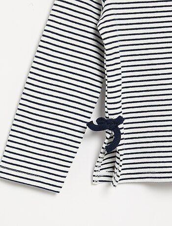 T-shirt a costine a maniche lunghe con fiocco