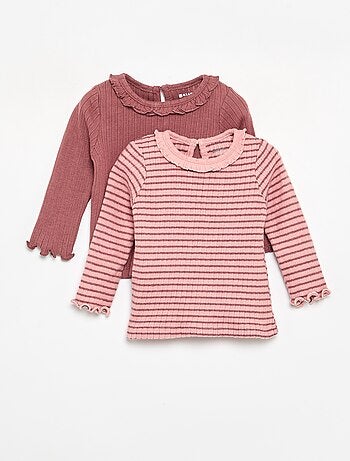 T-shirt a costine con collo e maniche a volant