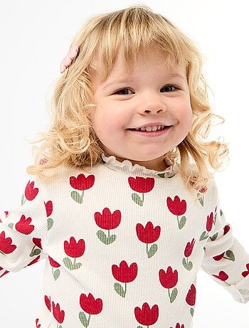 T-shirt a costine con collo ondulato