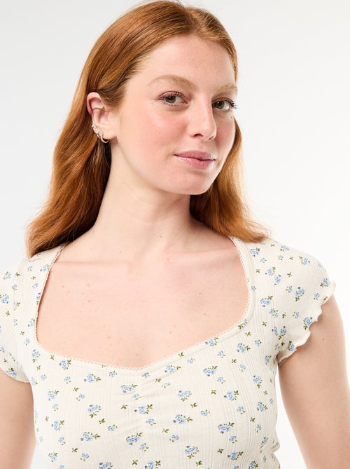 T-shirt a costine con maniche corte e volant - Kiabi