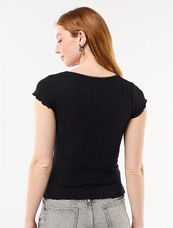 T-shirt a costine con maniche corte e volant