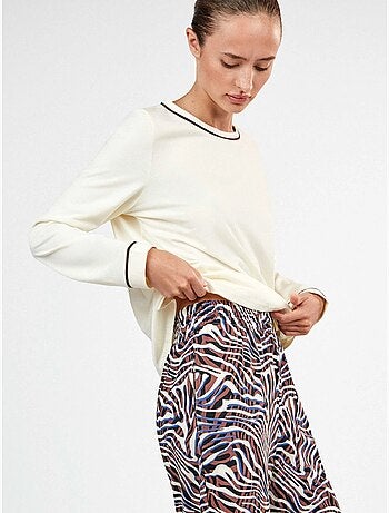 T-shirt a manica lunga con vivaci contrasti