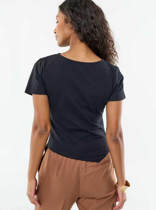 T-shirt a maniche corte asimmetrica - Kiabi