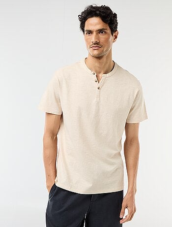 T-shirt a maniche corte con collo alla tunisina