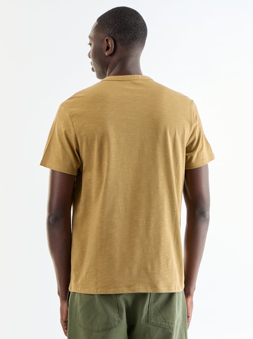T-shirt a maniche corte con collo alla tunisina - Kiabi