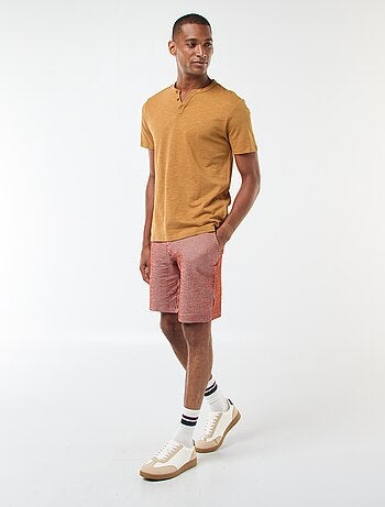 T-shirt a maniche corte con collo serafino