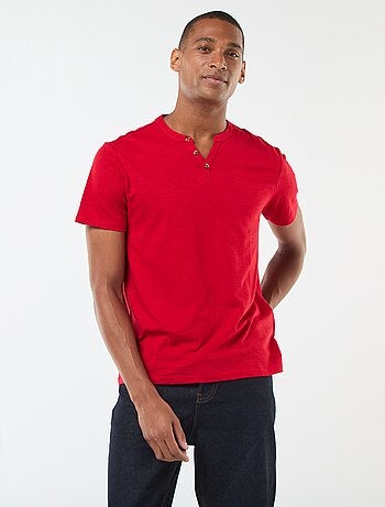 T-shirt a maniche corte con collo serafino