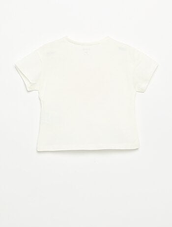 T-shirt a maniche corte con cuore cucito