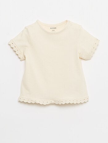 T-shirt a maniche corte con dettagli all'uncinetto