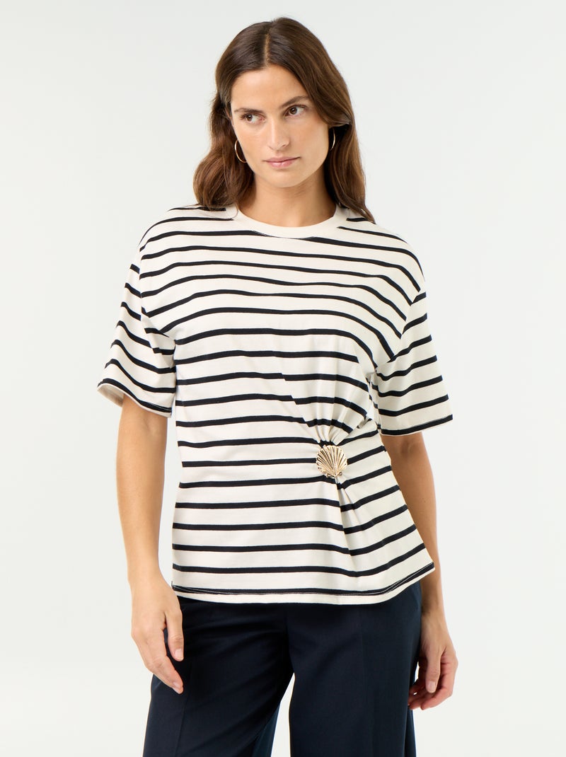 T-shirt a maniche corte con gioiello a conchiglia Bianco - Kiabi
