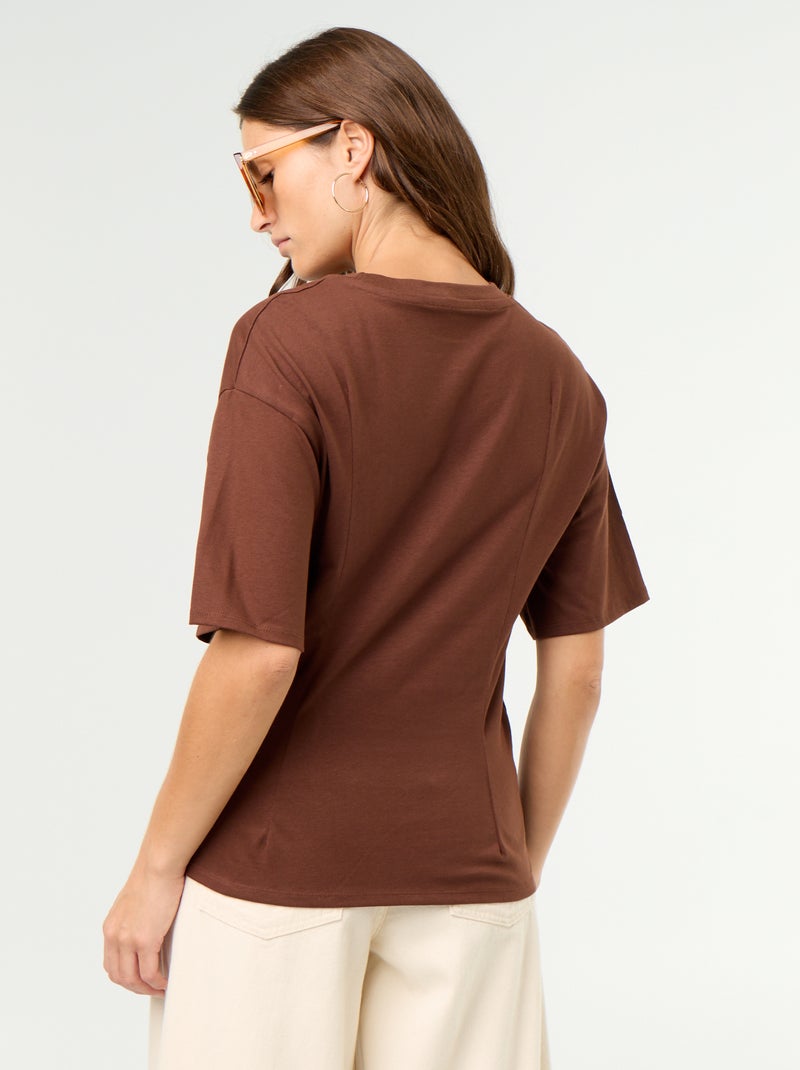 T-shirt a maniche corte con gioiello a conchiglia Marrone - Kiabi