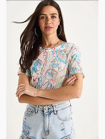 T-shirt a maniche corte con girocollo a fiori lucci
