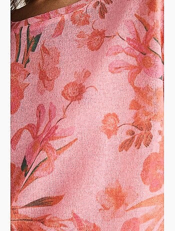 T-shirt a maniche corte con girocollo a fiori lucci