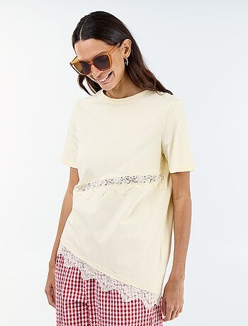 T-shirt a maniche corte con pizzo