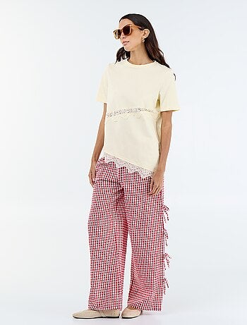 T-shirt a maniche corte con pizzo