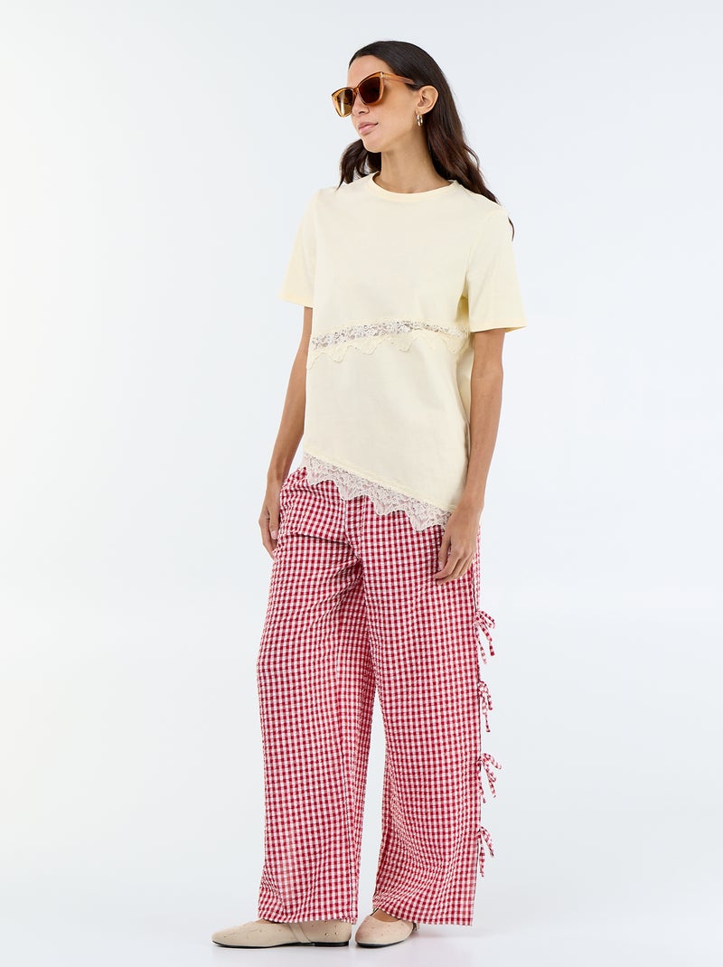 T-shirt a maniche corte con pizzo Beige - Kiabi