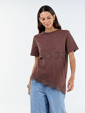 T-shirt a maniche corte con pizzo