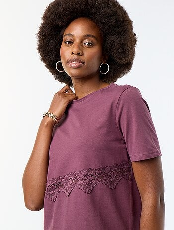 T-shirt a maniche corte con pizzo