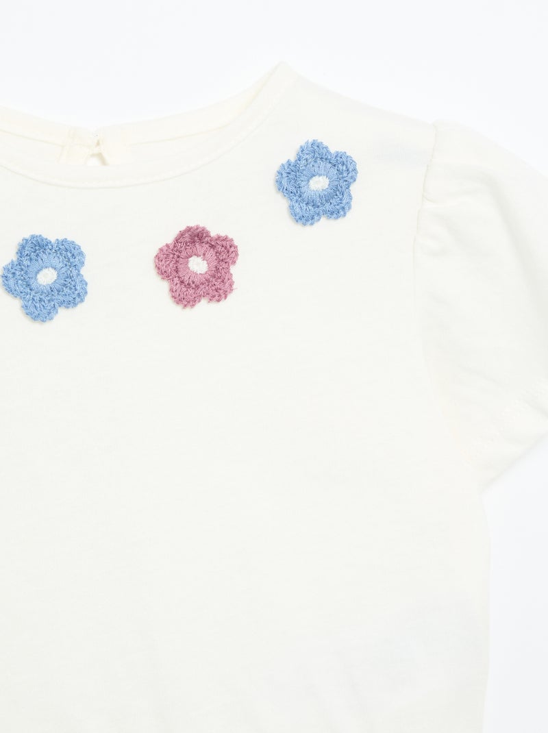 T-shirt a maniche corte con ricami e bordo a balze Bianco - Kiabi