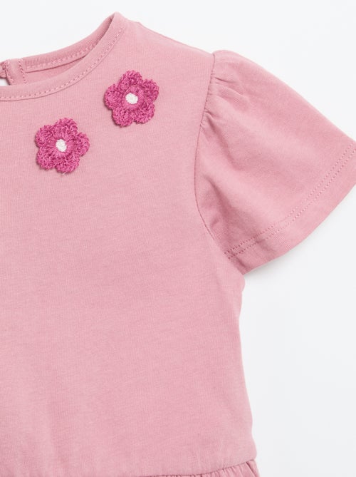 T-shirt a maniche corte con ricami e bordo a balze - Kiabi