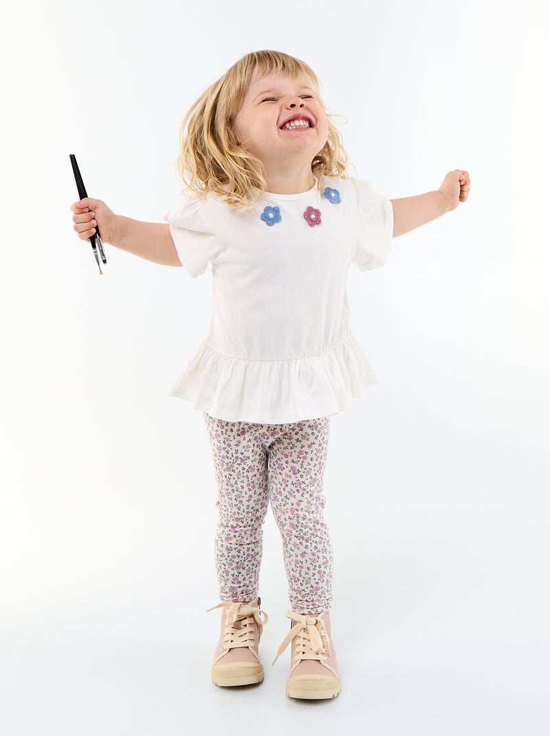 T-shirt a maniche corte con ricami e orlo a balze Bianco - Kiabi