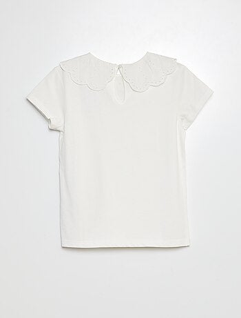 T-shirt a maniche corte con ricami in sangallo
