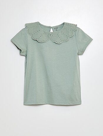 T-shirt a maniche corte con ricami in sangallo