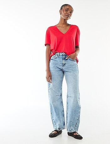 T-shirt a maniche corte con scollo a V